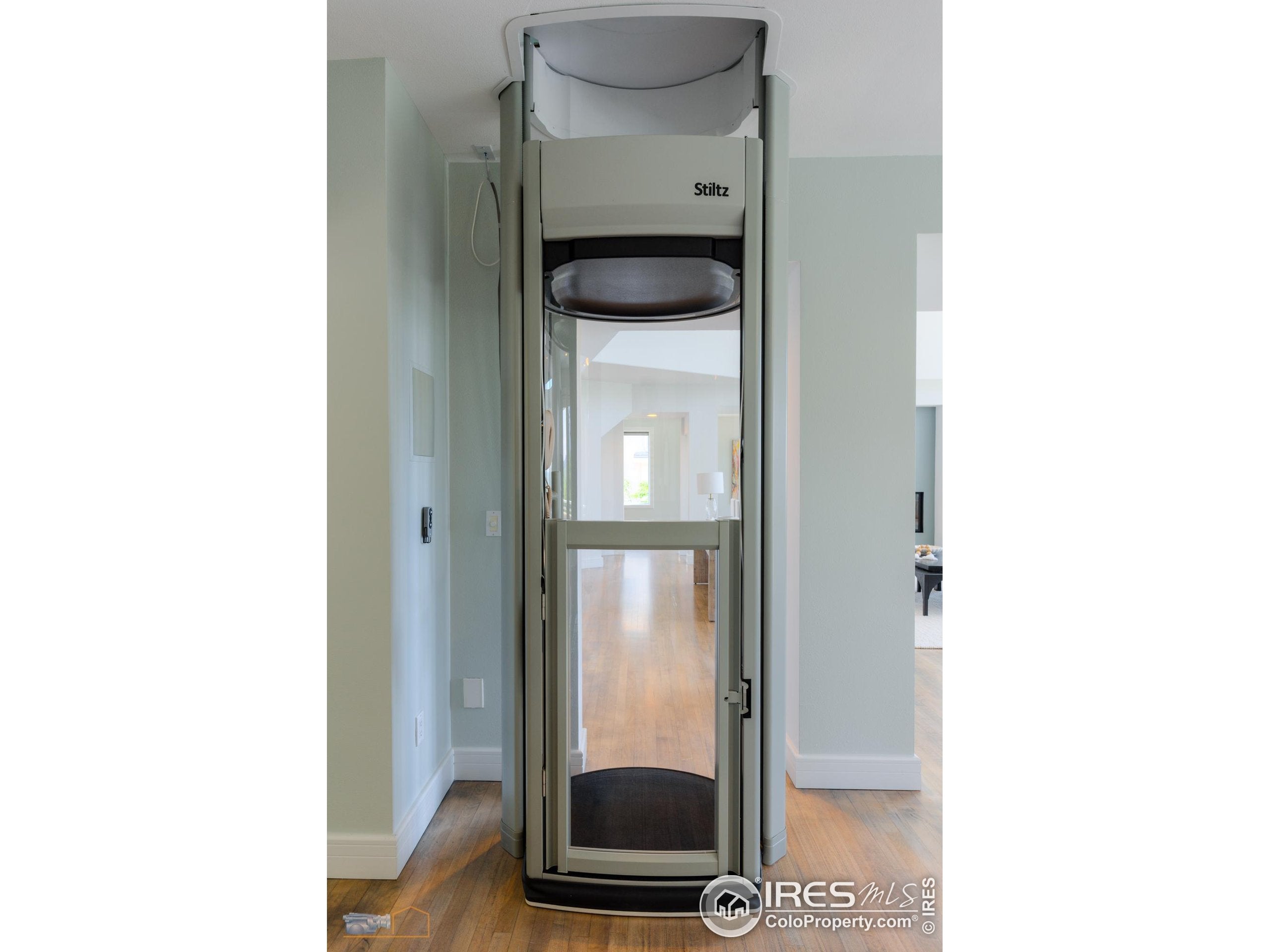 Boulder, Colorado, 80304, United States, 5 Bedrooms Bedrooms, ,7 BathroomsBathrooms,Residential,Active,1997581