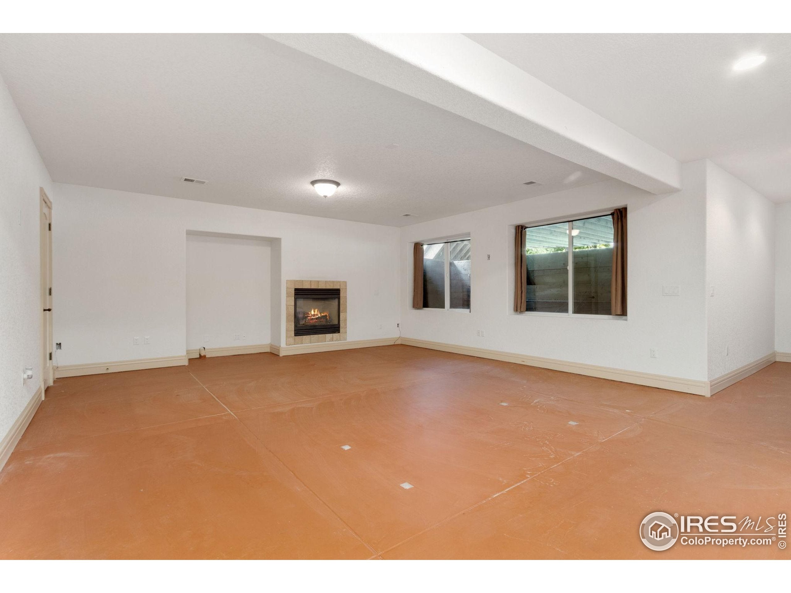 Fort Collins, Colorado, 80526, United States, 5 Bedrooms Bedrooms, ,5 BathroomsBathrooms,Residential,Active,1953988