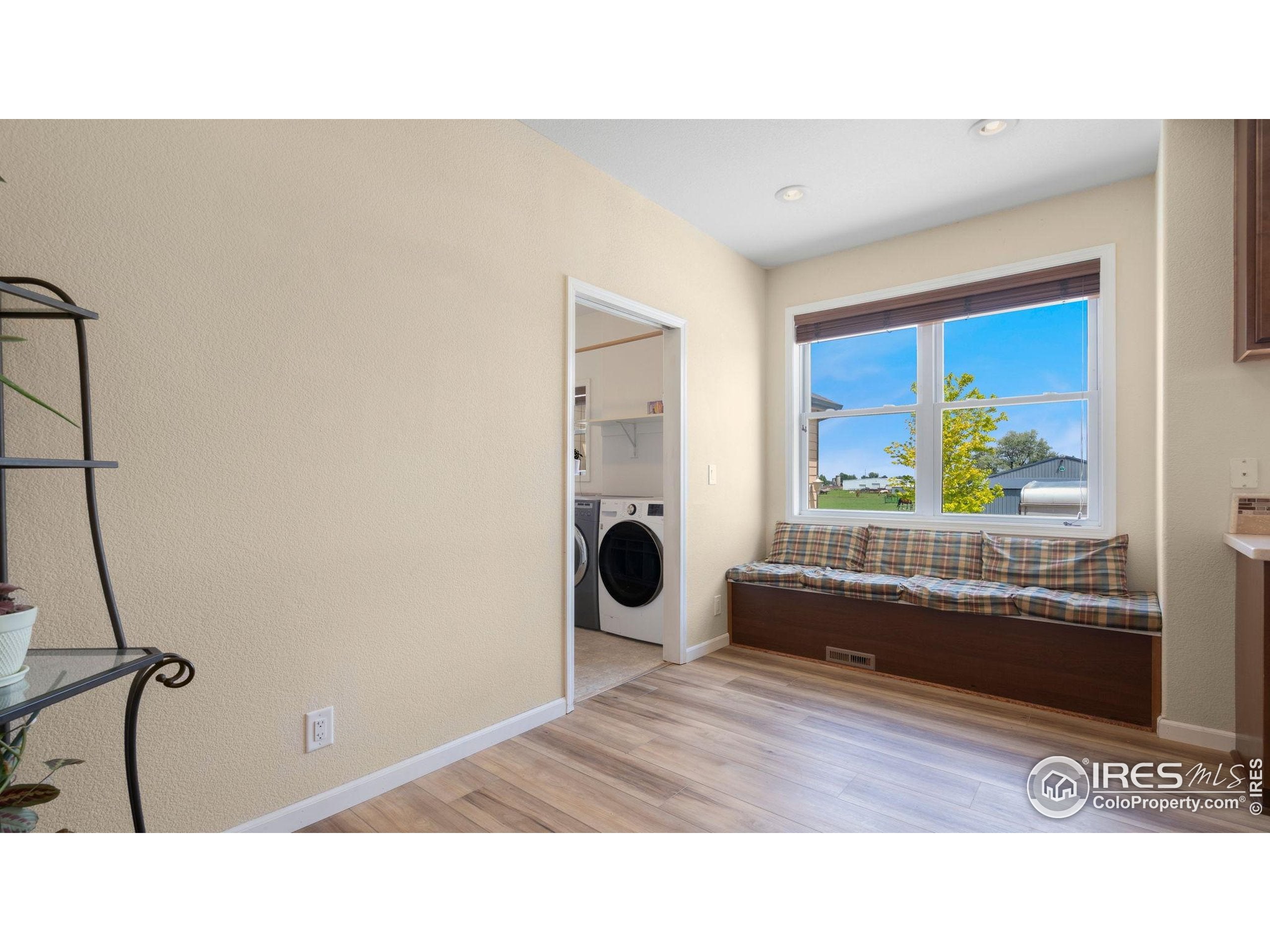 Loveland, Colorado, 80537, United States, 3 Bedrooms Bedrooms, ,2 BathroomsBathrooms,Residential,Active,1986871