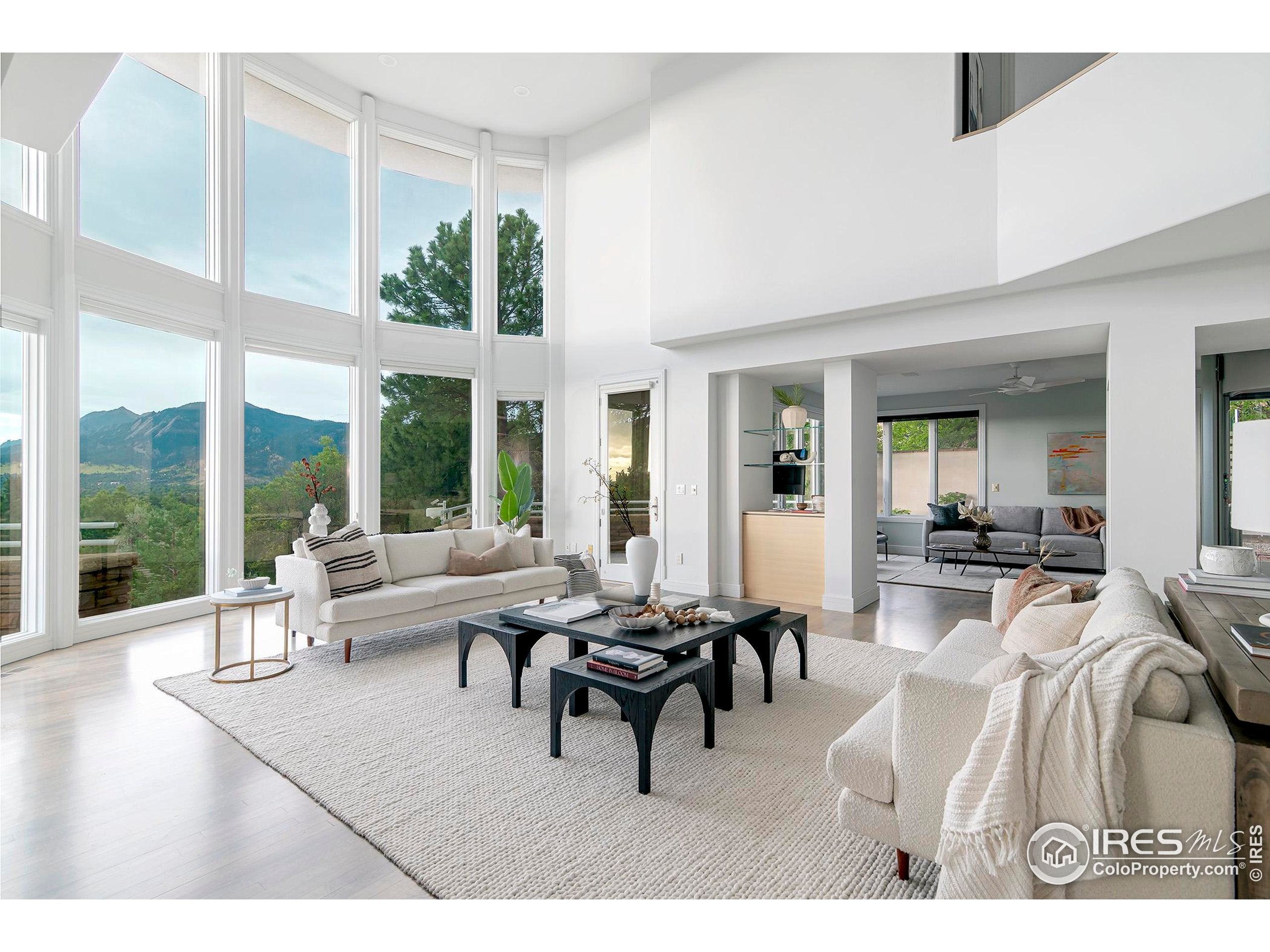 Boulder, Colorado, 80304, United States, 5 Bedrooms Bedrooms, ,7 BathroomsBathrooms,Residential,Active,1997581