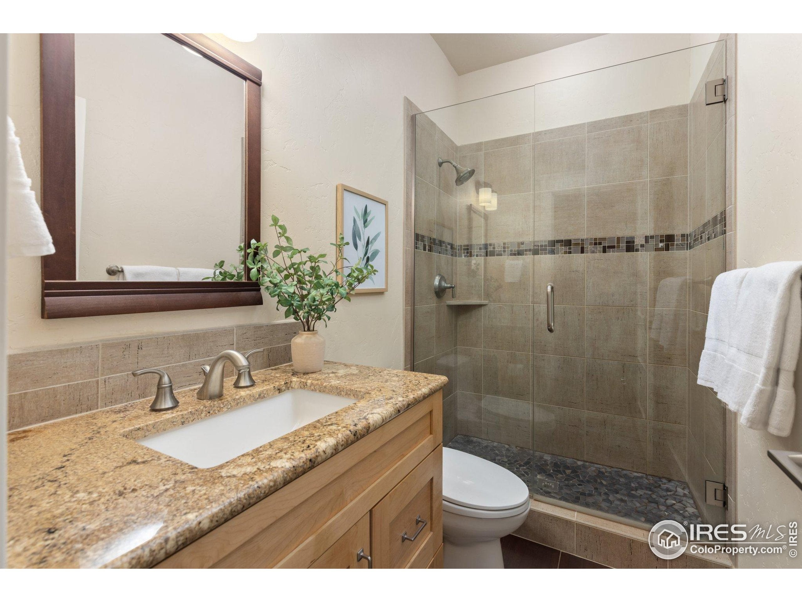 Louisville, Colorado, 80027, United States, 4 Bedrooms Bedrooms, ,5 BathroomsBathrooms,Residential,Active,1764452
