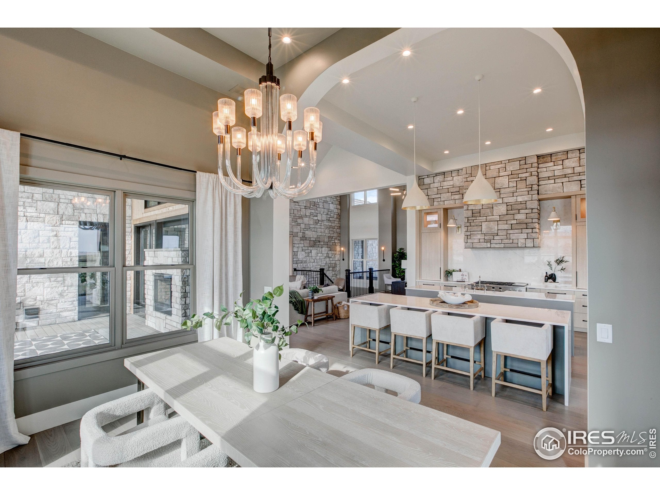 Berthoud, Colorado, 80513, United States, 4 Bedrooms Bedrooms, ,9 BathroomsBathrooms,Residential,Active,1945514