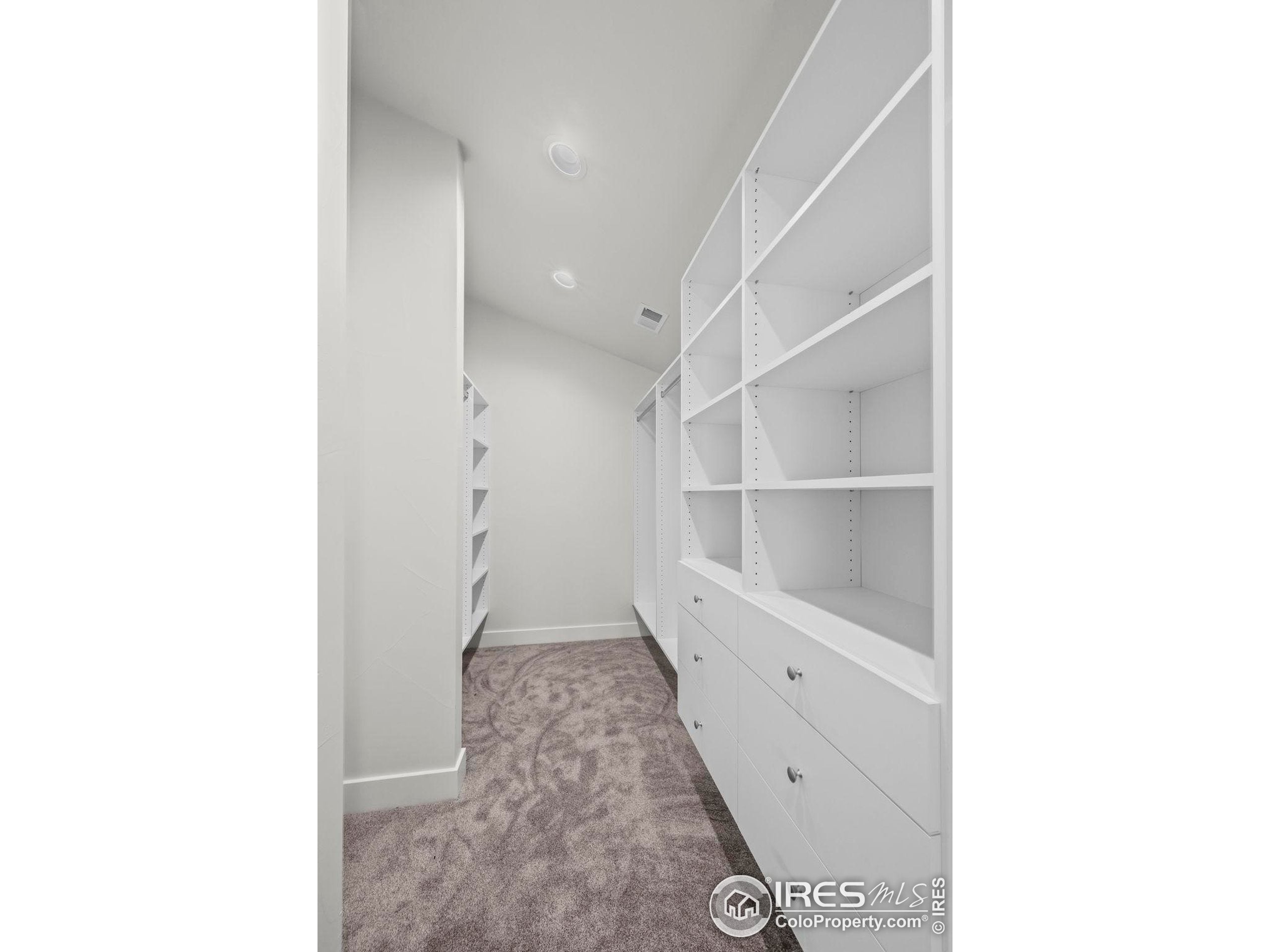 Lafayette, Colorado, 80026, United States, 5 Bedrooms Bedrooms, ,7 BathroomsBathrooms,Residential,Active,2006932