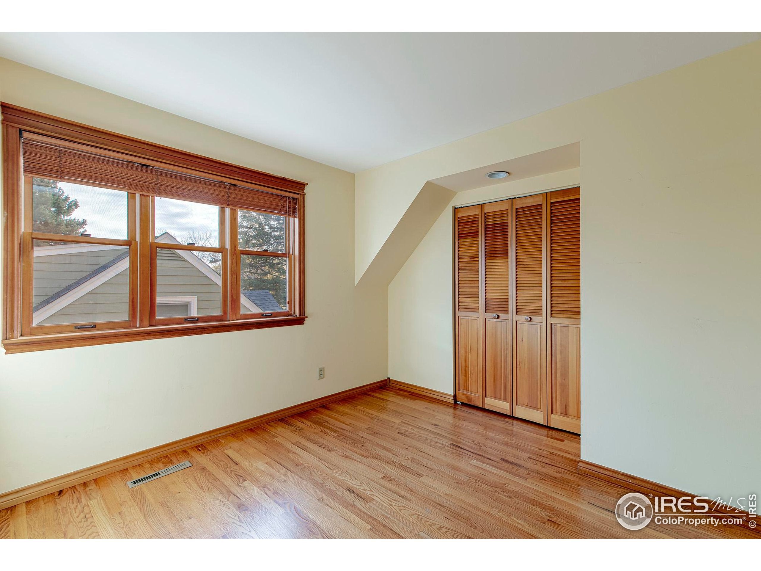 Boulder, Colorado, 80304, United States, 4 Bedrooms Bedrooms, ,3 BathroomsBathrooms,Residential,Active,2007995