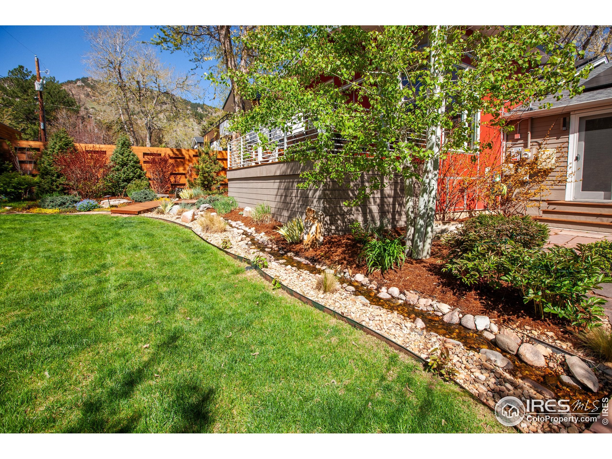 Boulder, Colorado, 80304, United States, 3 Bedrooms Bedrooms, ,3 BathroomsBathrooms,Residential,Active,1997638