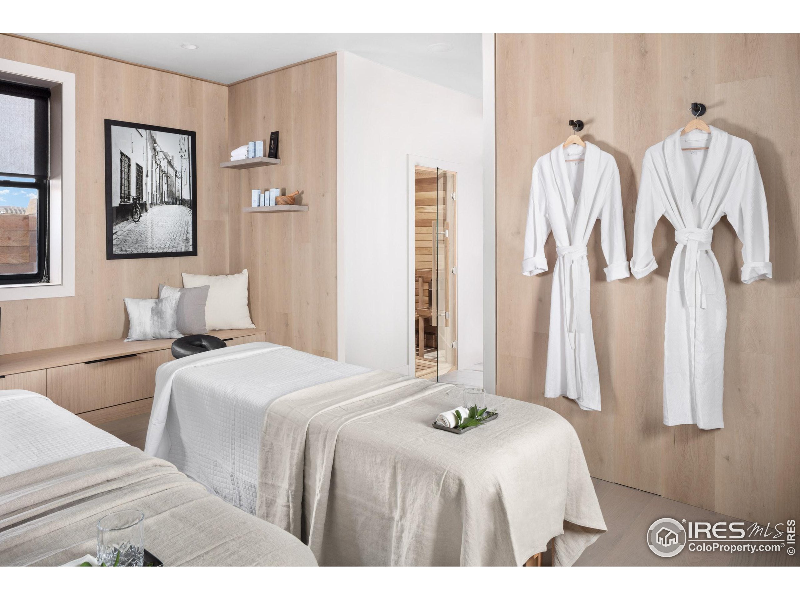 Berthoud, Colorado, 80513, United States, 4 Bedrooms Bedrooms, ,9 BathroomsBathrooms,Residential,Active,1945514