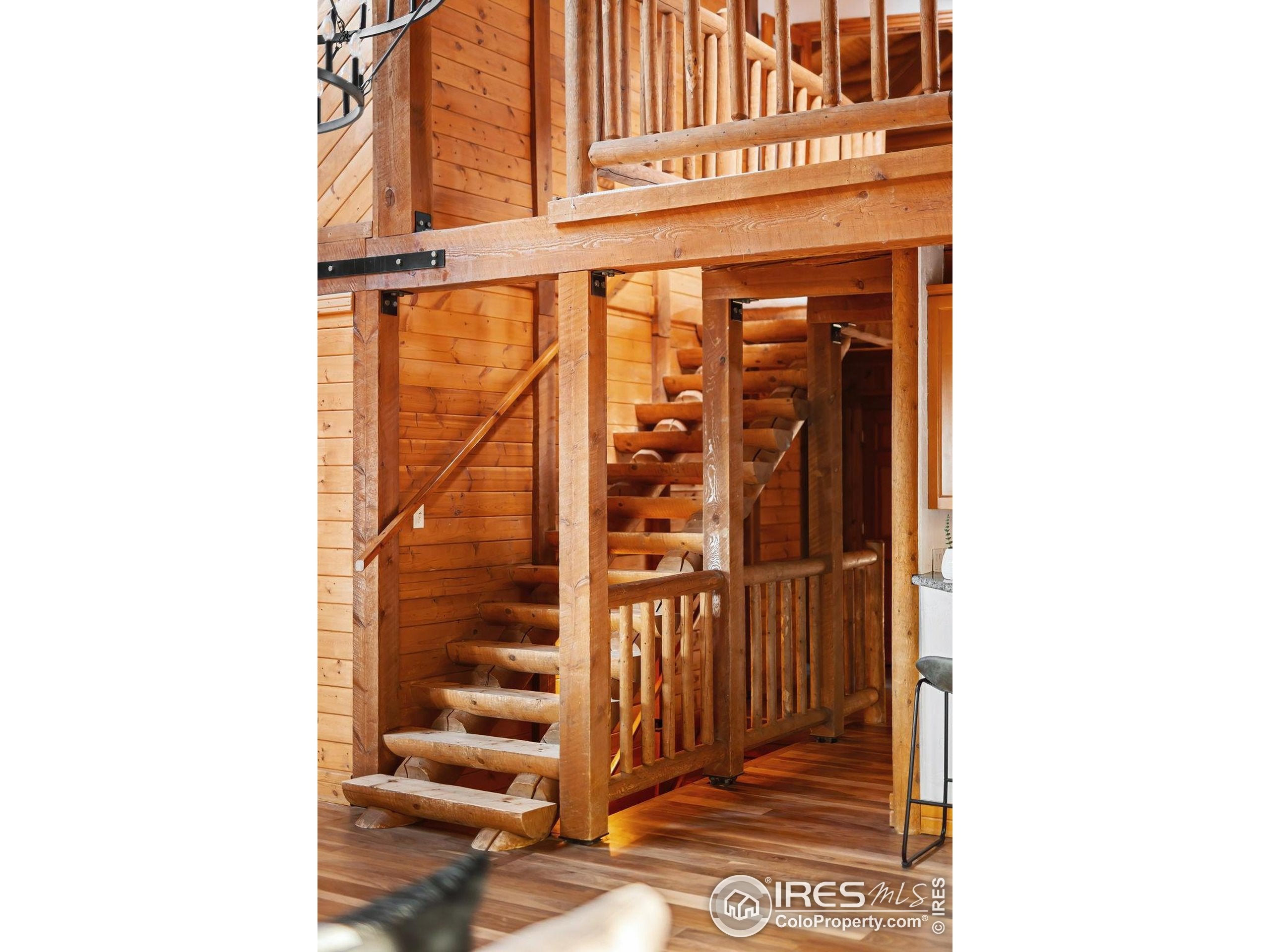 Boulder, Colorado, 80302, United States, 4 Bedrooms Bedrooms, ,4 BathroomsBathrooms,Residential,Active,1997631