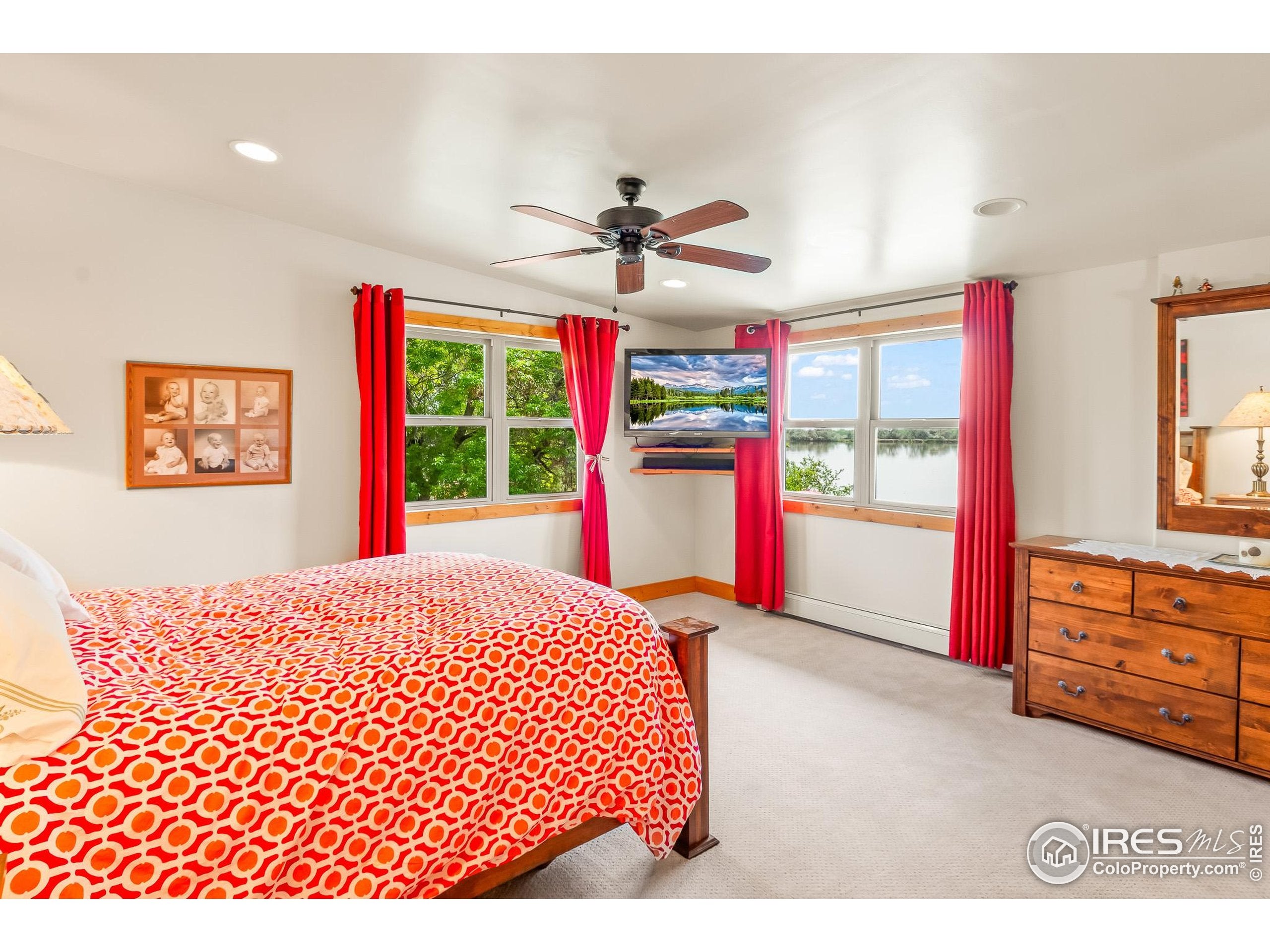 Loveland, Colorado, 80537, United States, 3 Bedrooms Bedrooms, ,3 BathroomsBathrooms,Residential,Active,1943759