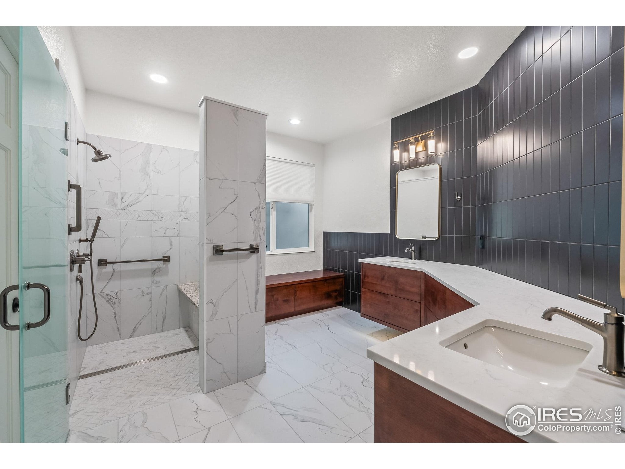 Loveland, Colorado, 80537, United States, 4 Bedrooms Bedrooms, ,3 BathroomsBathrooms,Residential,Active,1922280