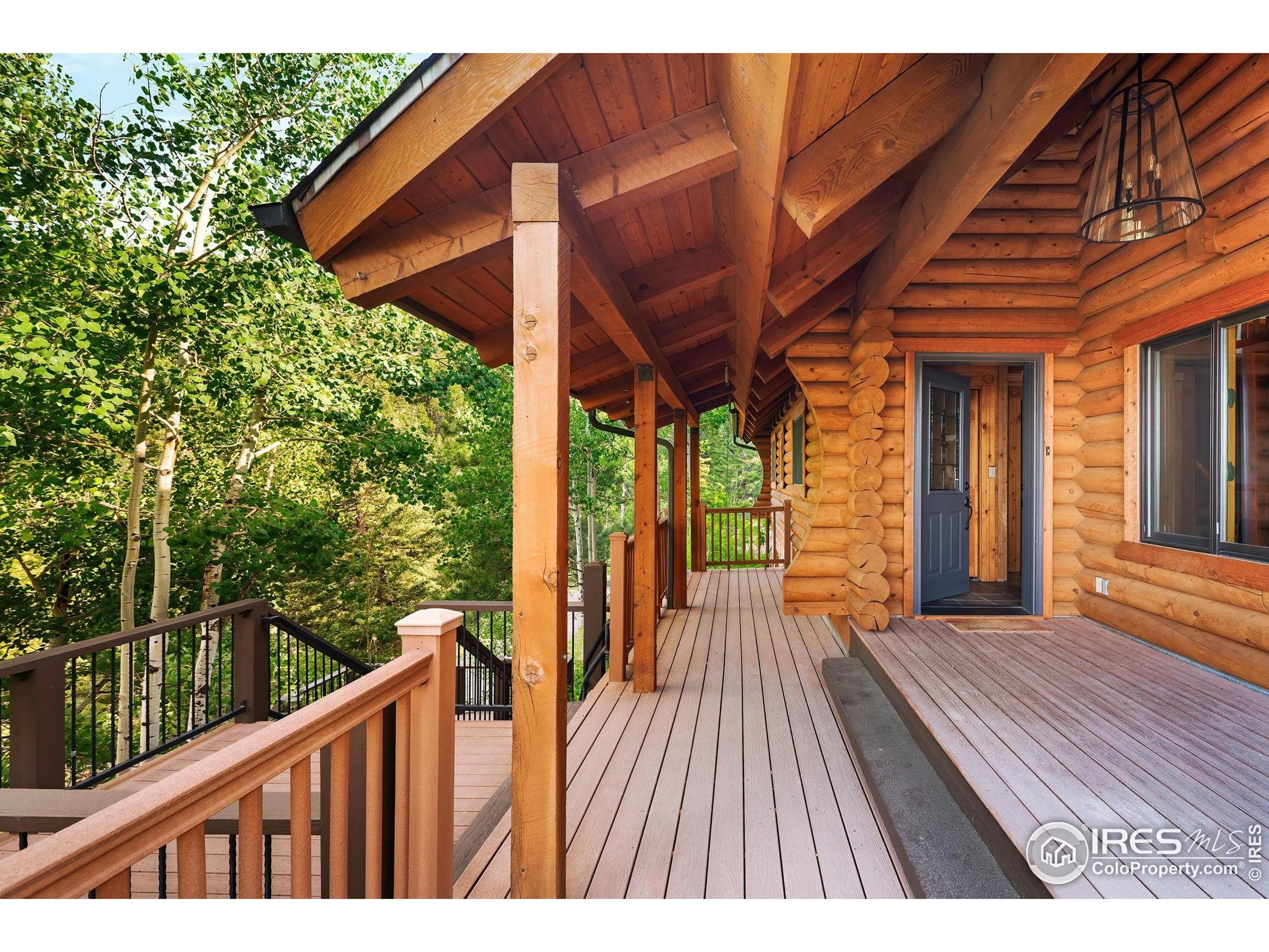 Boulder, Colorado, 80302, United States, 4 Bedrooms Bedrooms, ,4 BathroomsBathrooms,Residential,Active,1997631