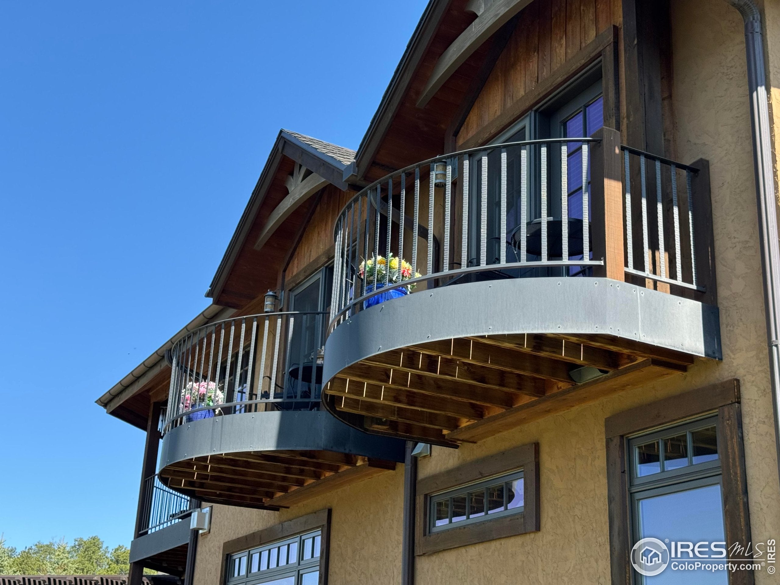 Estes Park, Colorado, 80517, United States, ,4 BathroomsBathrooms,Residential,Active,1702117