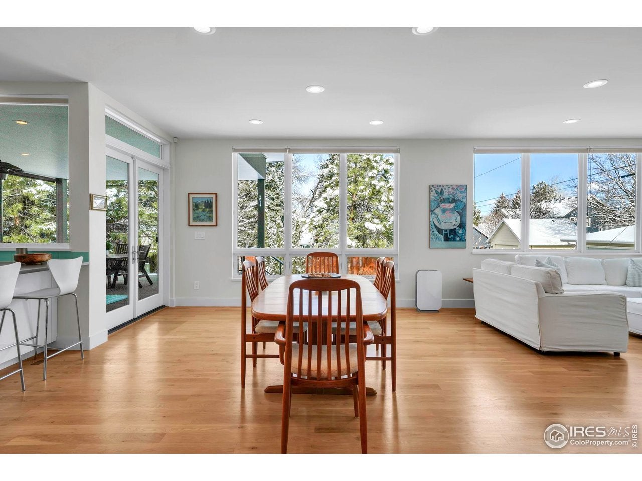 Louisville, Colorado, 80027, United States, 4 Bedrooms Bedrooms, ,3 BathroomsBathrooms,Residential,Active,2009400