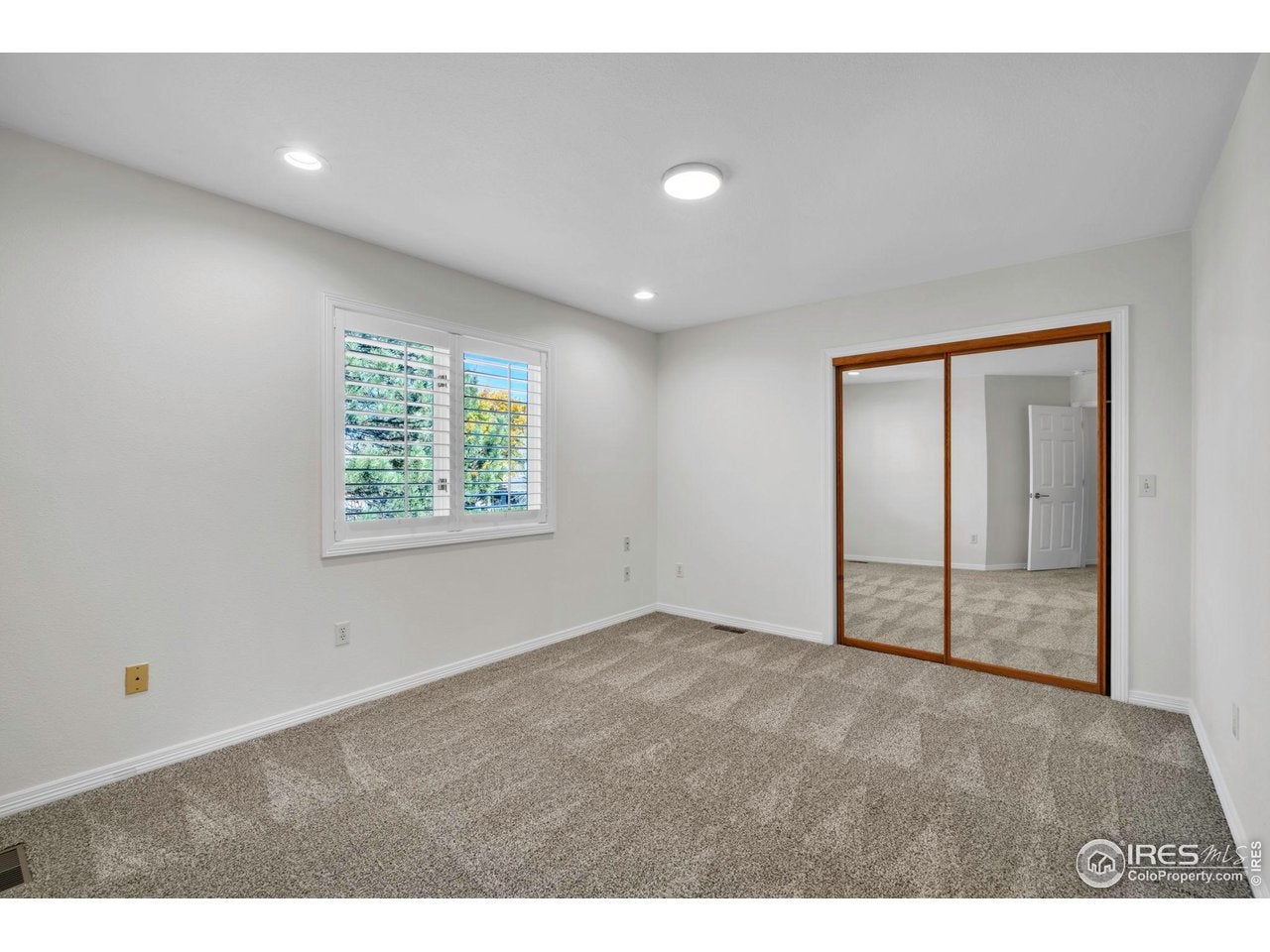 Boulder, Colorado, 80304, United States, 4 Bedrooms Bedrooms, ,5 BathroomsBathrooms,Residential,Active,1997577