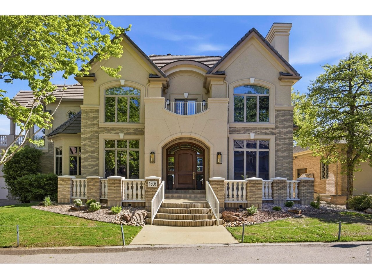 Fort Collins, Colorado, 80524, United States, 3 Bedrooms Bedrooms, ,5 BathroomsBathrooms,Residential,Contingent,2045710
