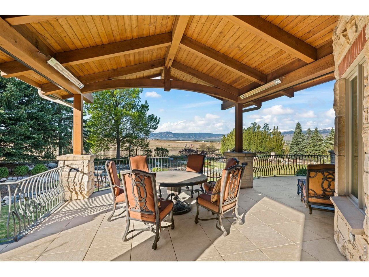 Niwot, Colorado, 80503, United States, 5 Bedrooms Bedrooms, ,6 BathroomsBathrooms,Residential,Active,2045621