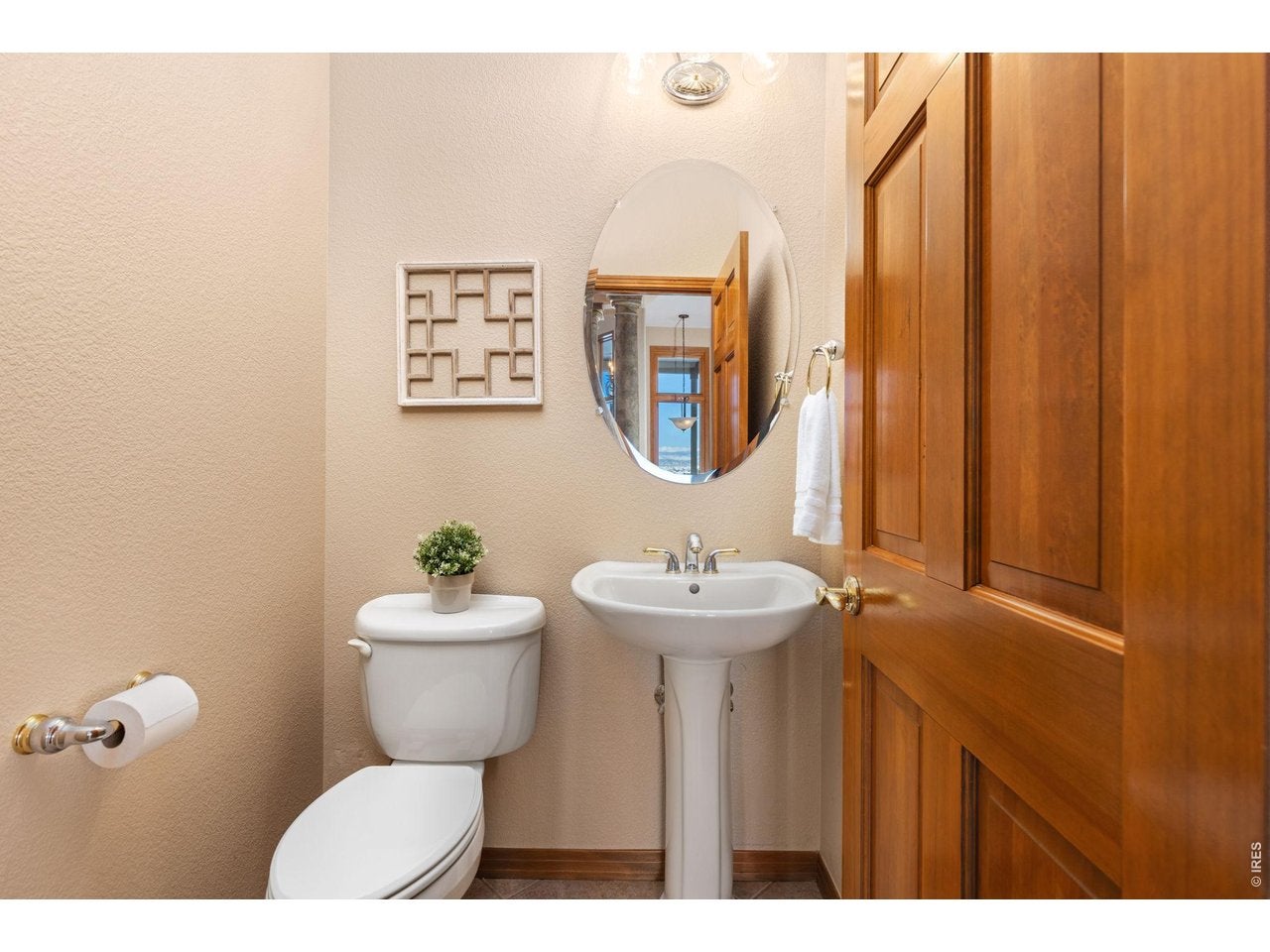 Brighton, Colorado, 80602, United States, 4 Bedrooms Bedrooms, ,3 BathroomsBathrooms,Residential,Active,2025211