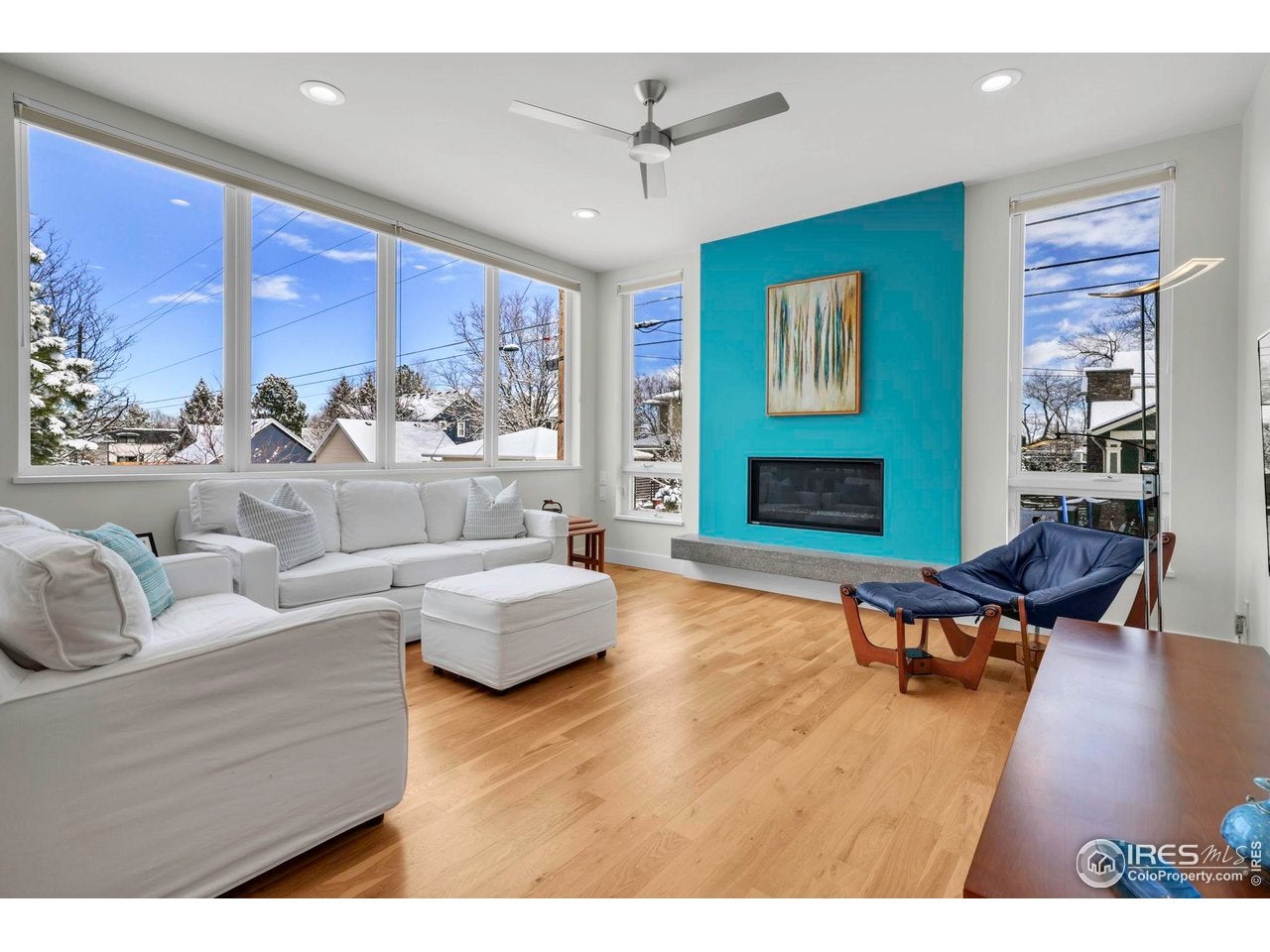 Louisville, Colorado, 80027, United States, 4 Bedrooms Bedrooms, ,3 BathroomsBathrooms,Residential,Active,2009400