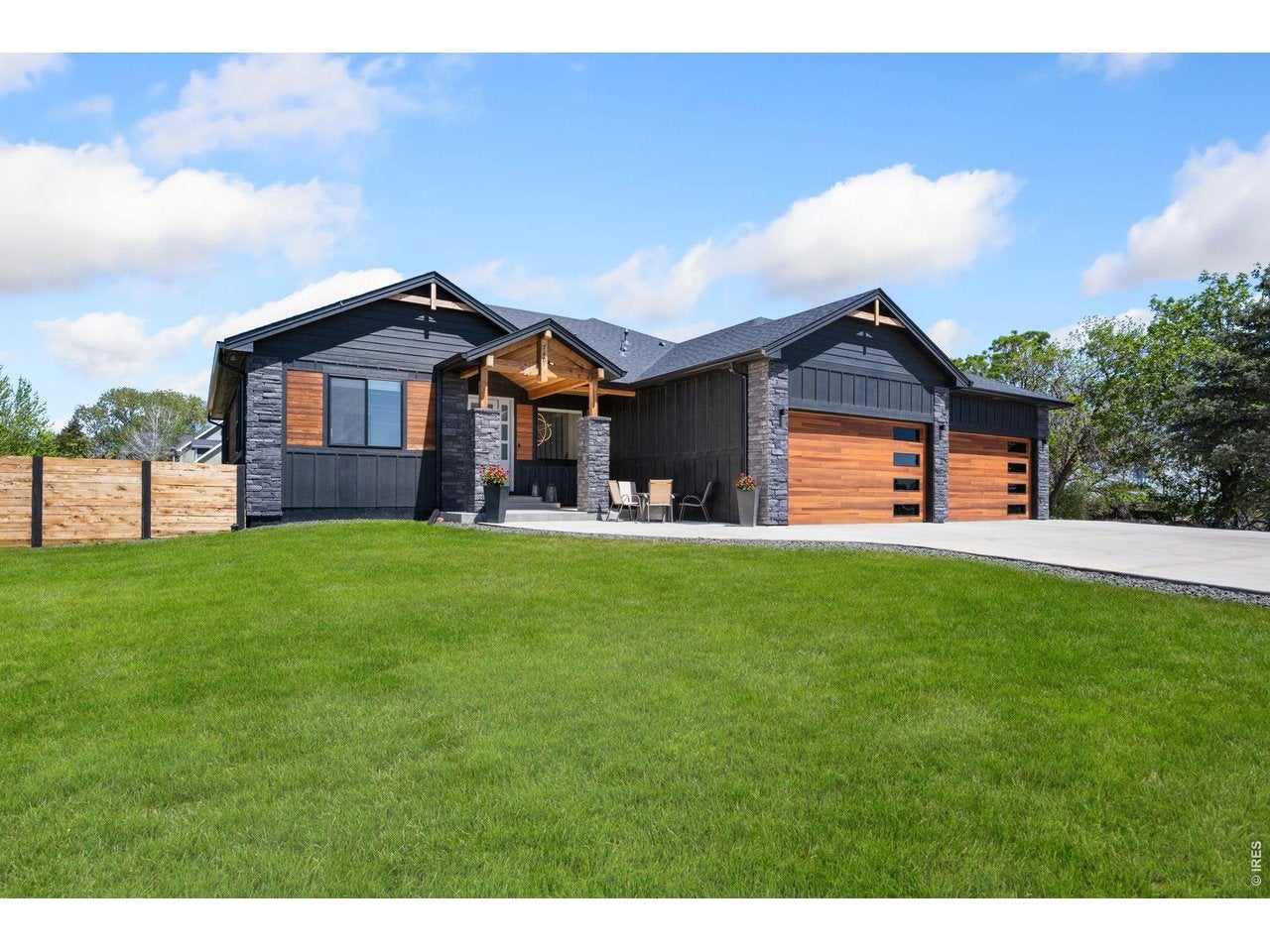 Berthoud, Colorado, 80513, United States, 5 Bedrooms Bedrooms, ,4 BathroomsBathrooms,Residential,Active,2045014