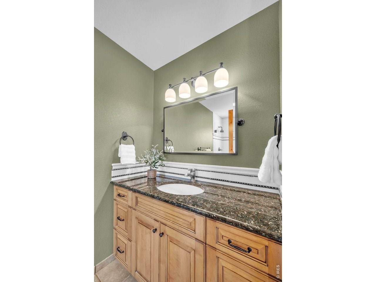 Louisville, Colorado, 80027, United States, 5 Bedrooms Bedrooms, ,5 BathroomsBathrooms,Residential,Active,2041594