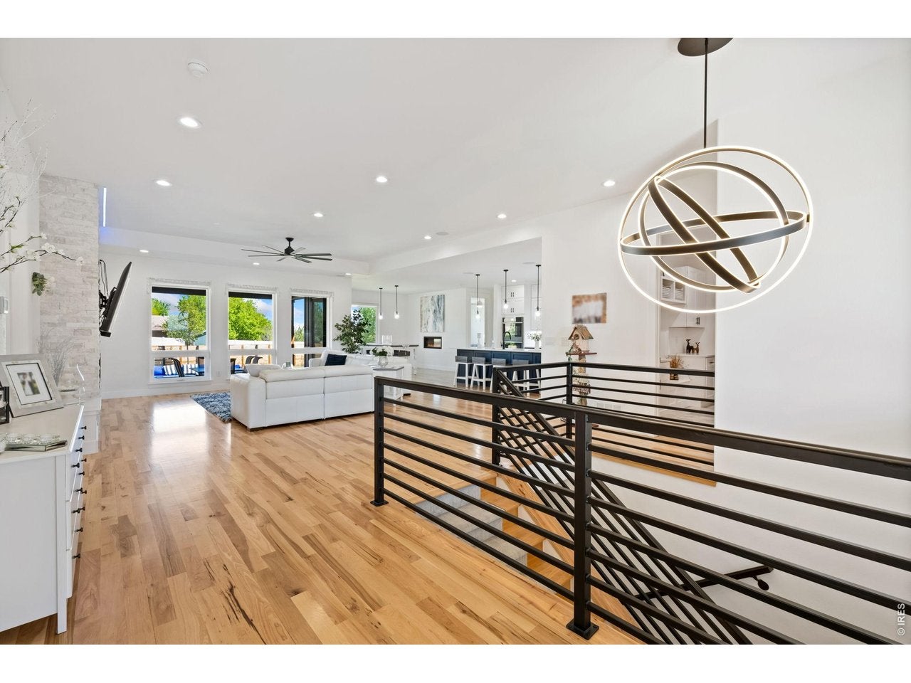 Berthoud, Colorado, 80513, United States, 5 Bedrooms Bedrooms, ,4 BathroomsBathrooms,Residential,Active,2045014