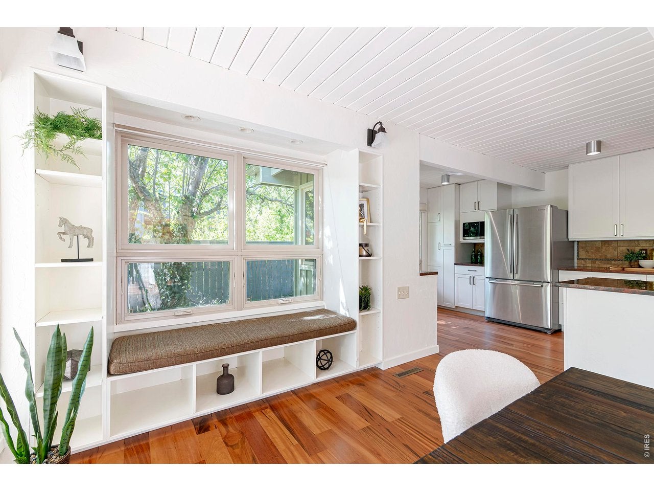 Boulder, Colorado, 80304, United States, 3 Bedrooms Bedrooms, ,3 BathroomsBathrooms,Residential,Active,2044571