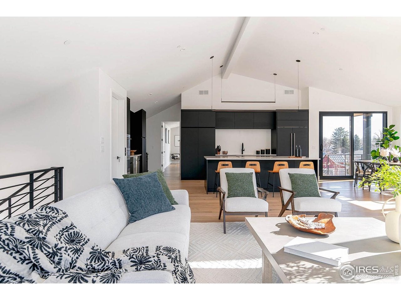 Boulder, Colorado, 80304, United States, 5 Bedrooms Bedrooms, ,5 BathroomsBathrooms,Residential,Active,2015466