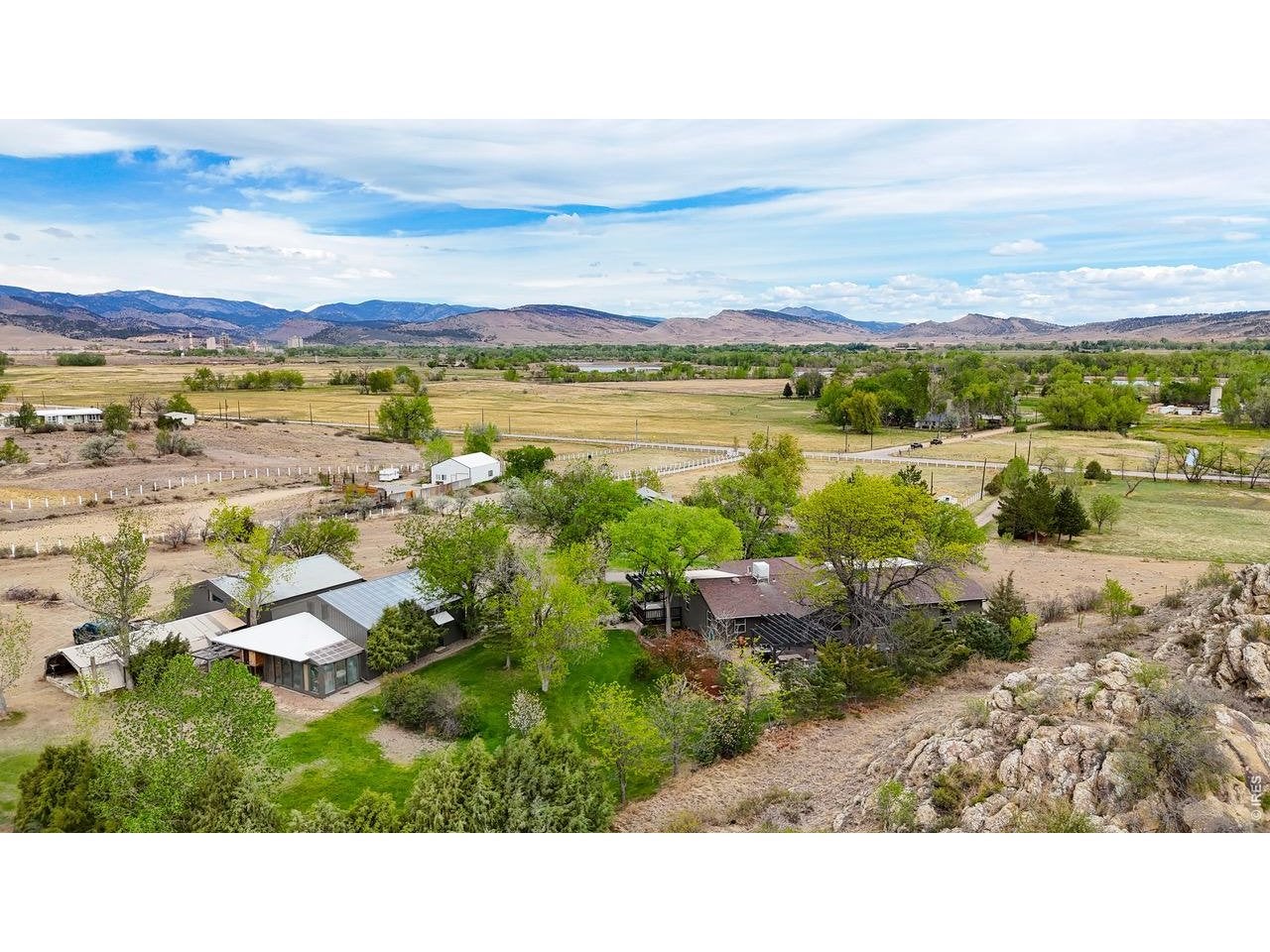 Longmont, Colorado, 80503, United States, 4 Bedrooms Bedrooms, ,4 BathroomsBathrooms,Residential,Contingent,2045596