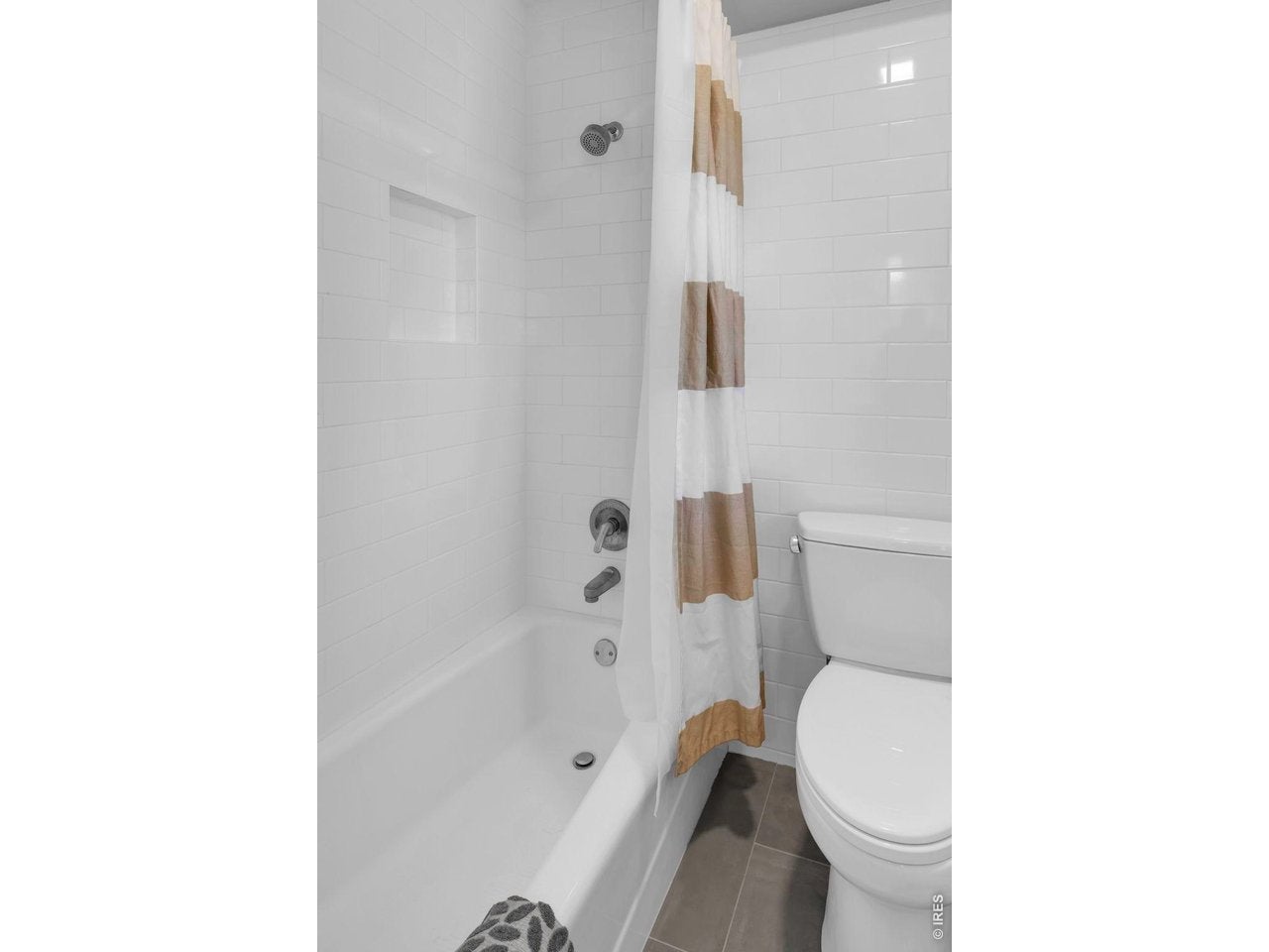 Louisville, Colorado, 80027, United States, 5 Bedrooms Bedrooms, ,5 BathroomsBathrooms,Residential,Active,2043815