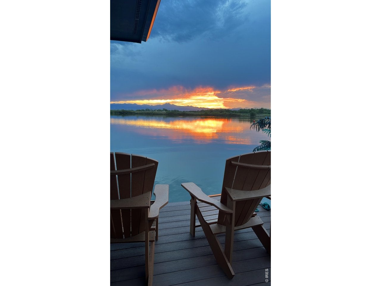 Longmont, Colorado, 80504, United States, 4 Bedrooms Bedrooms, ,5 BathroomsBathrooms,Residential,Active,2033410