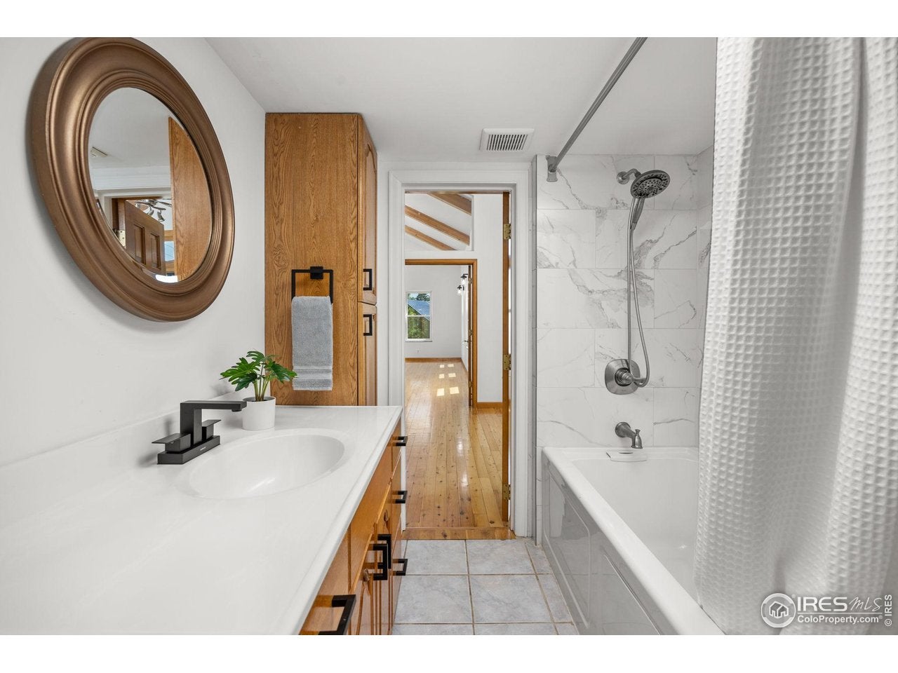 Boulder, Colorado, 80303, United States, 4 Bedrooms Bedrooms, ,4 BathroomsBathrooms,Residential,Active,2007975