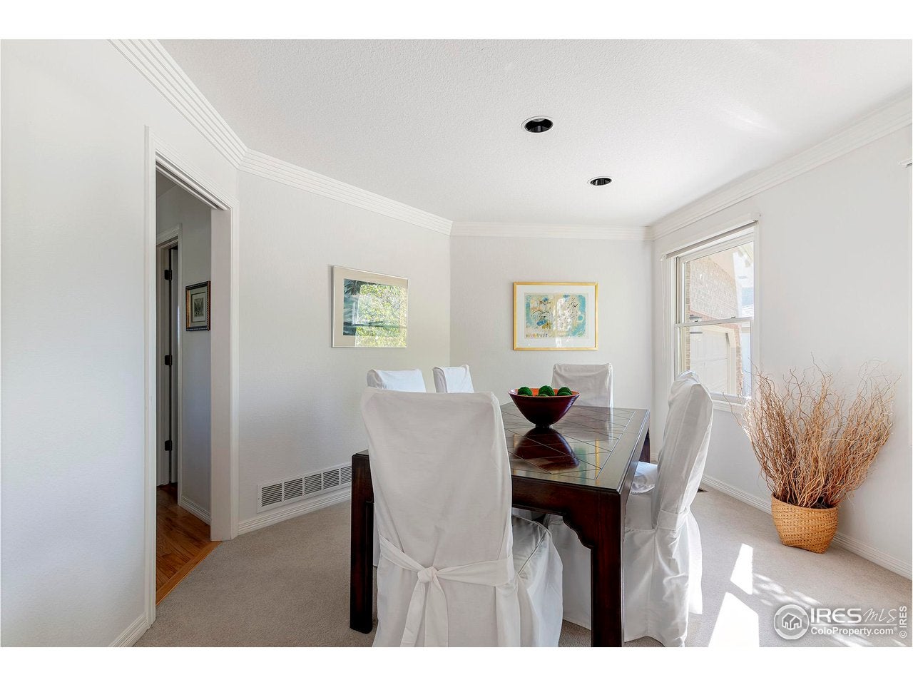 Longmont, Colorado, 80503, United States, 3 Bedrooms Bedrooms, ,3 BathroomsBathrooms,Residential,Contingent,1997617