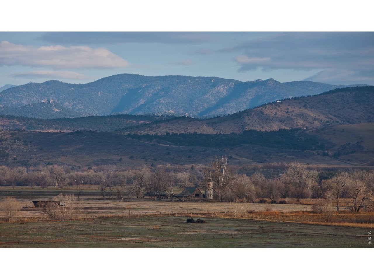 Longmont, Colorado, 80503, United States, 4 Bedrooms Bedrooms, ,4 BathroomsBathrooms,Residential,Contingent,2045596