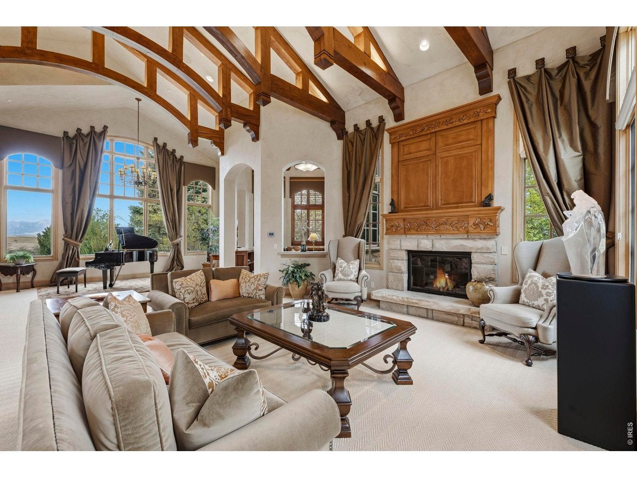 Niwot, Colorado, 80503, United States, 5 Bedrooms Bedrooms, ,6 BathroomsBathrooms,Residential,Active,2045621