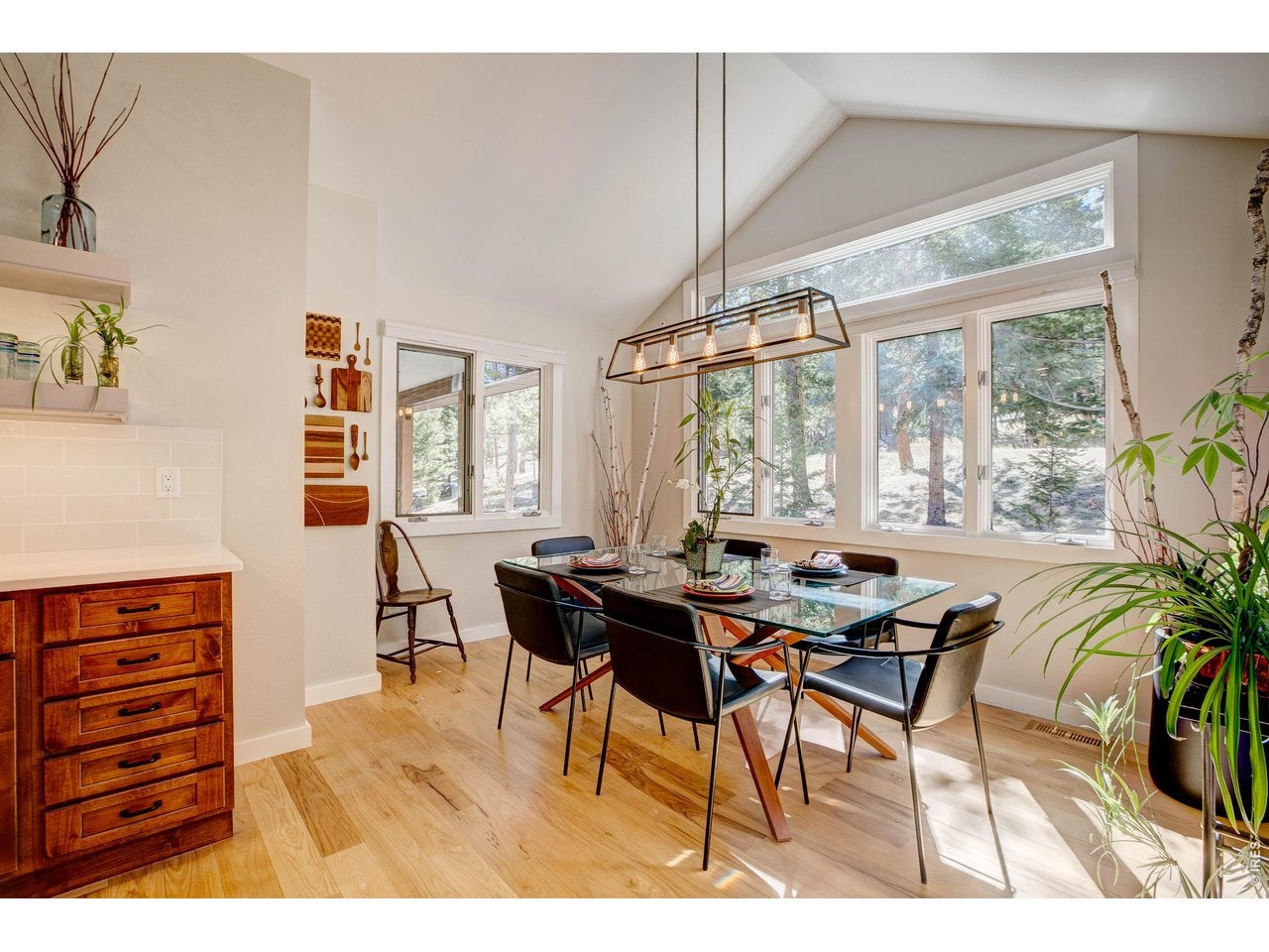 Estes Park, Colorado, 80517, United States, 3 Bedrooms Bedrooms, ,2 BathroomsBathrooms,Residential,Active,2030600