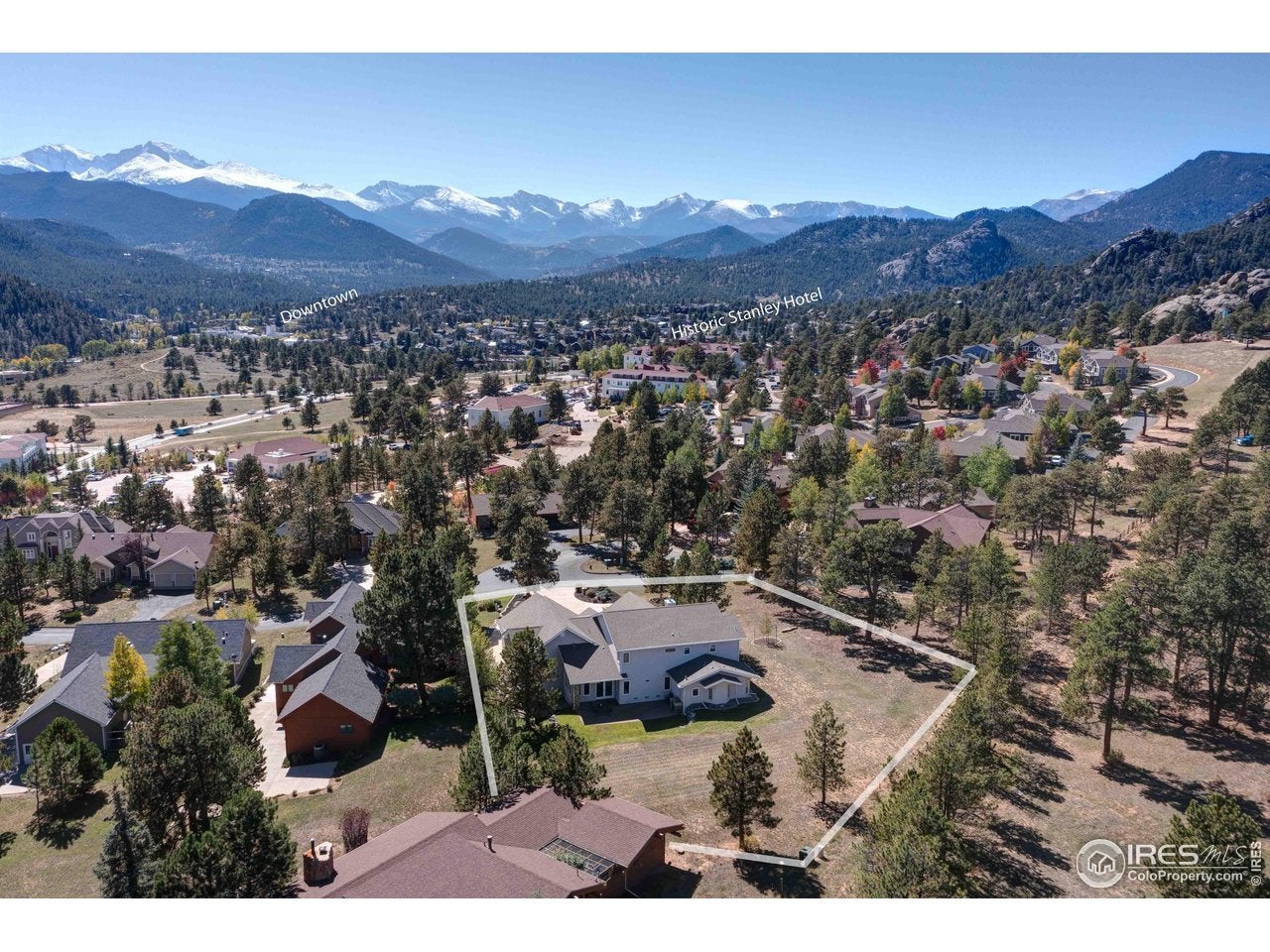 Estes Park, Colorado, 80517, United States, 4 Bedrooms Bedrooms, ,3 BathroomsBathrooms,Residential,Active,1952630