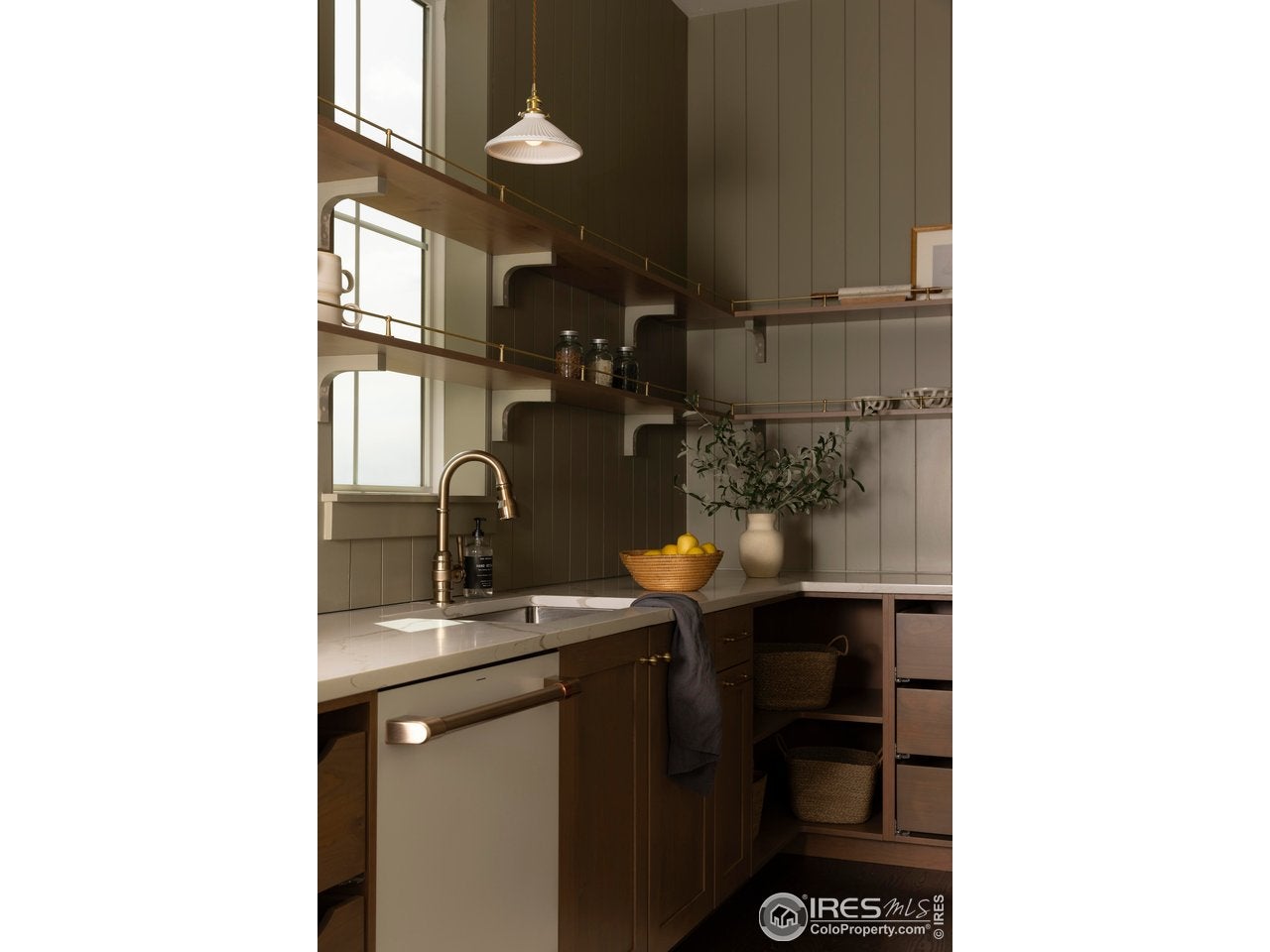 Windsor, Colorado, 80550, United States, 4 Bedrooms Bedrooms, ,4 BathroomsBathrooms,Residential,Active,2007980