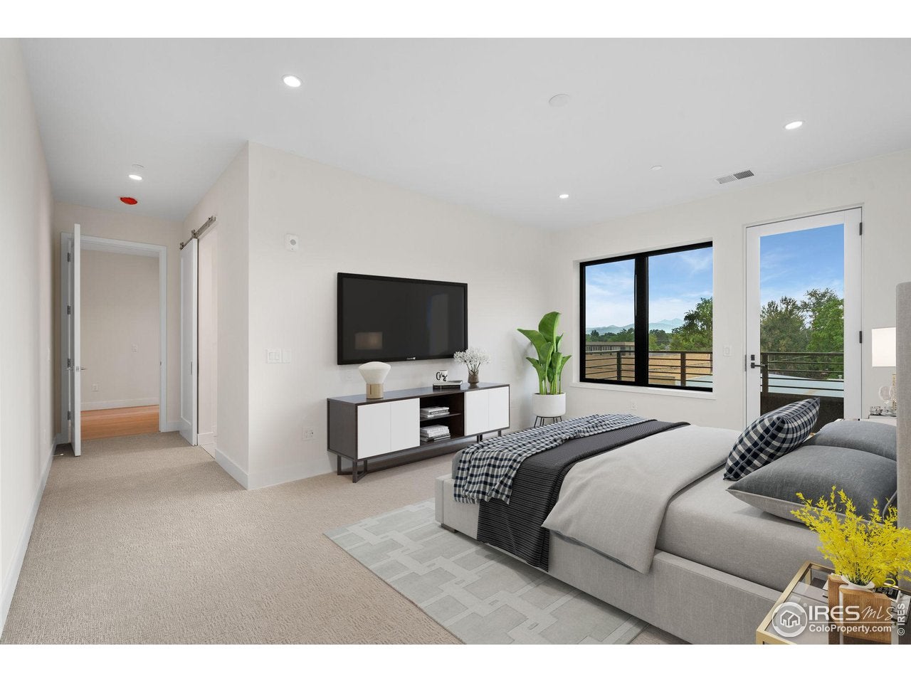 Loveland, Colorado, 80537, United States, 2 Bedrooms Bedrooms, ,3 BathroomsBathrooms,Residential,Active,1726950