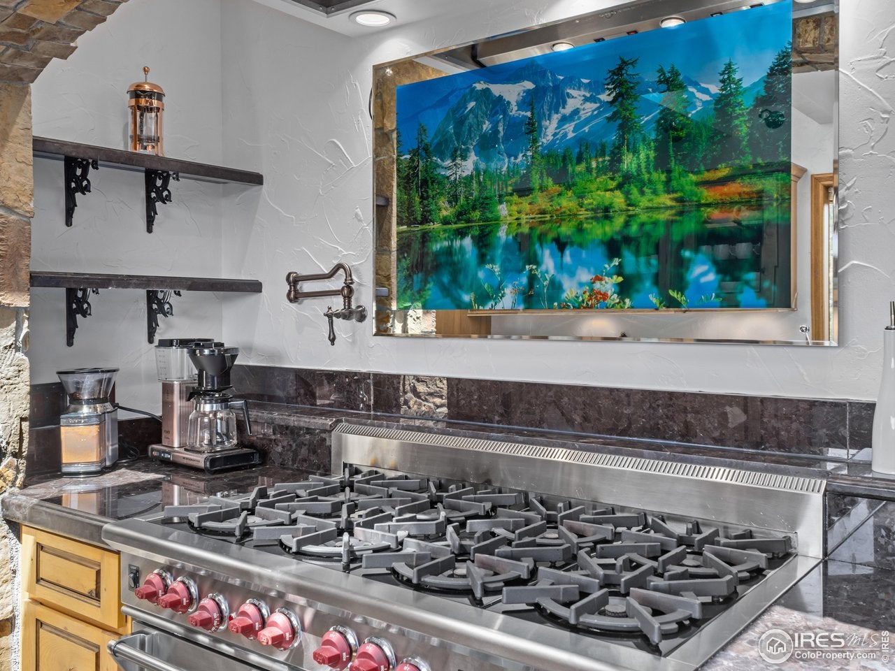 Estes Park, Colorado, 80517, United States, 5 Bedrooms Bedrooms, ,4 BathroomsBathrooms,Residential,Active,1787134