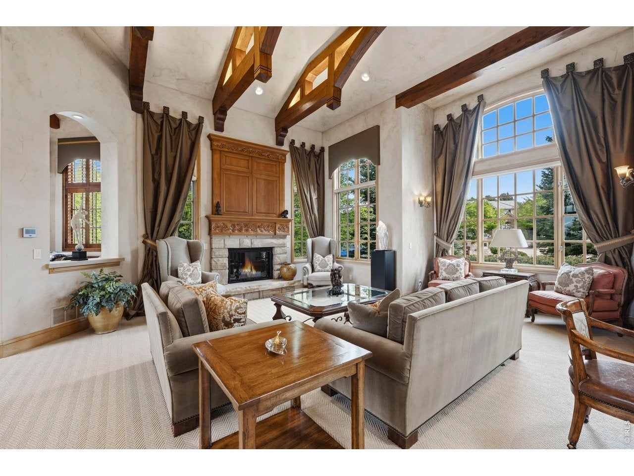 Niwot, Colorado, 80503, United States, 5 Bedrooms Bedrooms, ,6 BathroomsBathrooms,Residential,Active,2045621