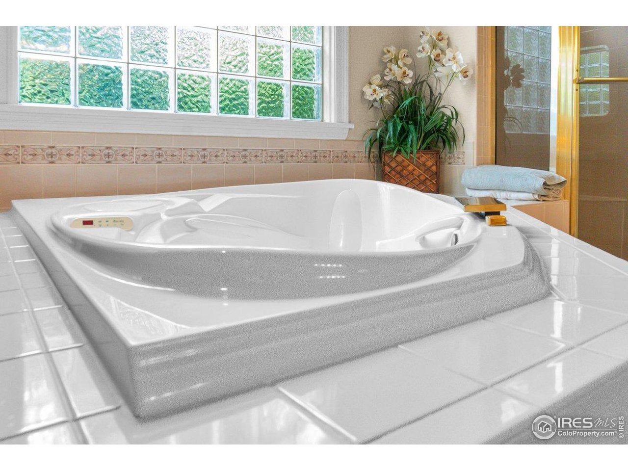 Fort Collins, Colorado, 80525, United States, 5 Bedrooms Bedrooms, ,5 BathroomsBathrooms,Residential,Active,1909082