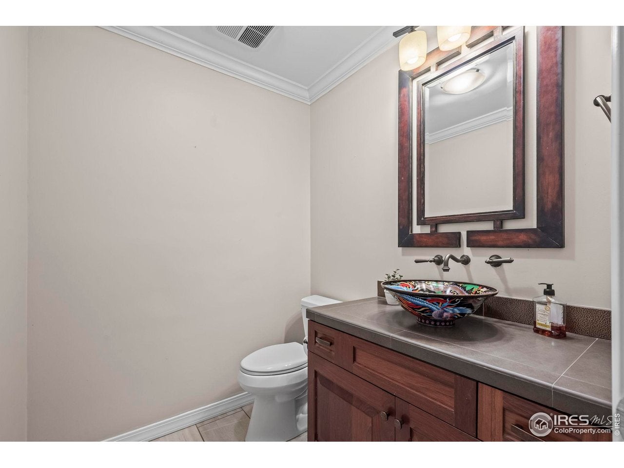 Boulder, Colorado, 80301, United States, 3 Bedrooms Bedrooms, ,4 BathroomsBathrooms,Residential,Active,1997580