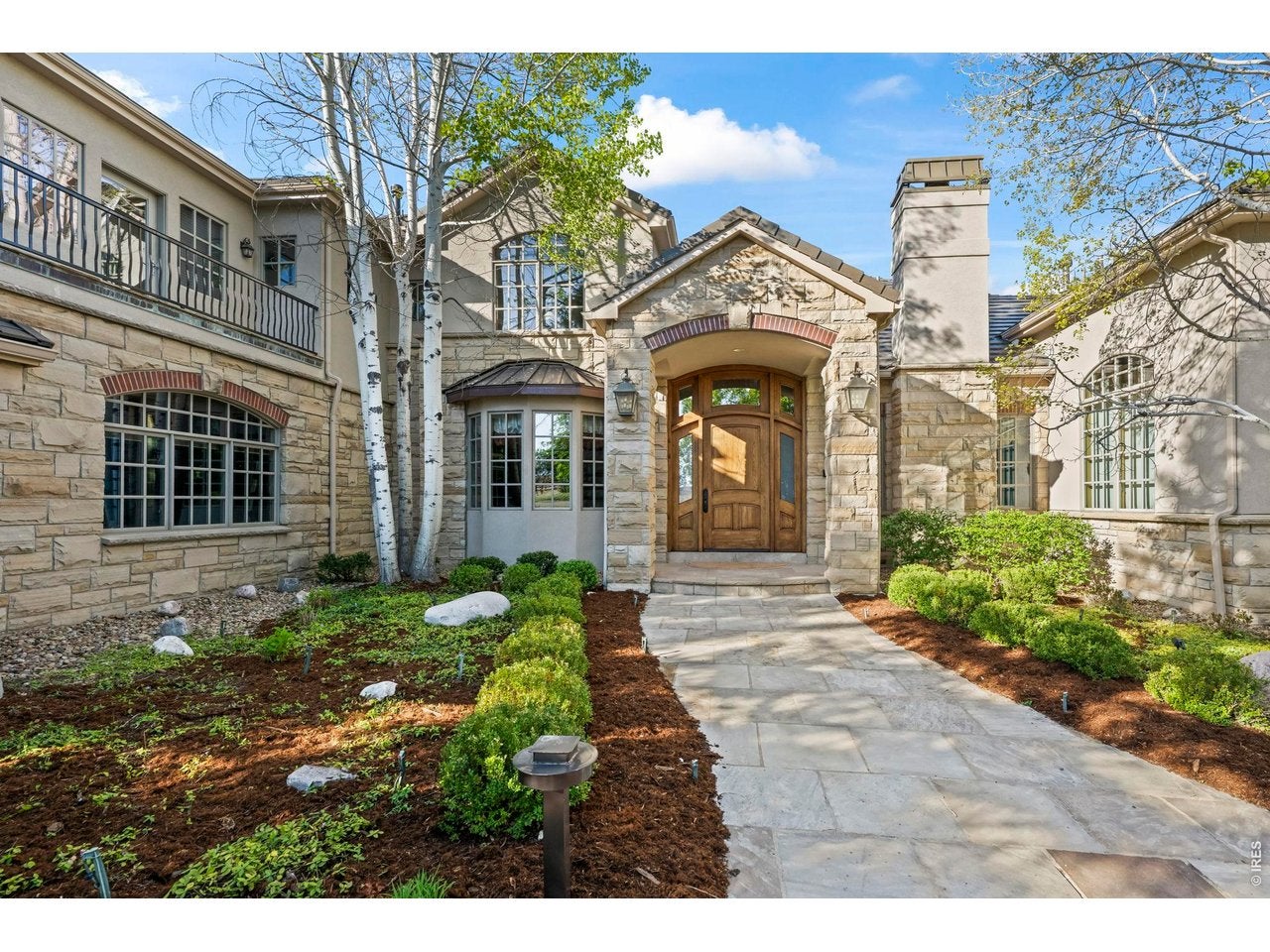 Niwot, Colorado, 80503, United States, 5 Bedrooms Bedrooms, ,6 BathroomsBathrooms,Residential,Active,2045621