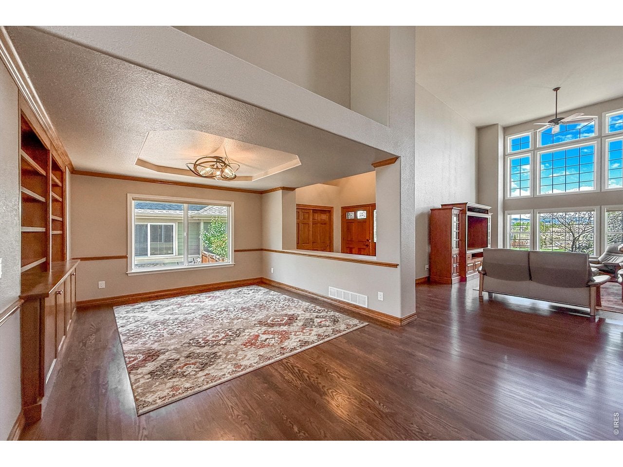 Longmont, Colorado, 80503, United States, 5 Bedrooms Bedrooms, ,5 BathroomsBathrooms,Residential,Active,2045796