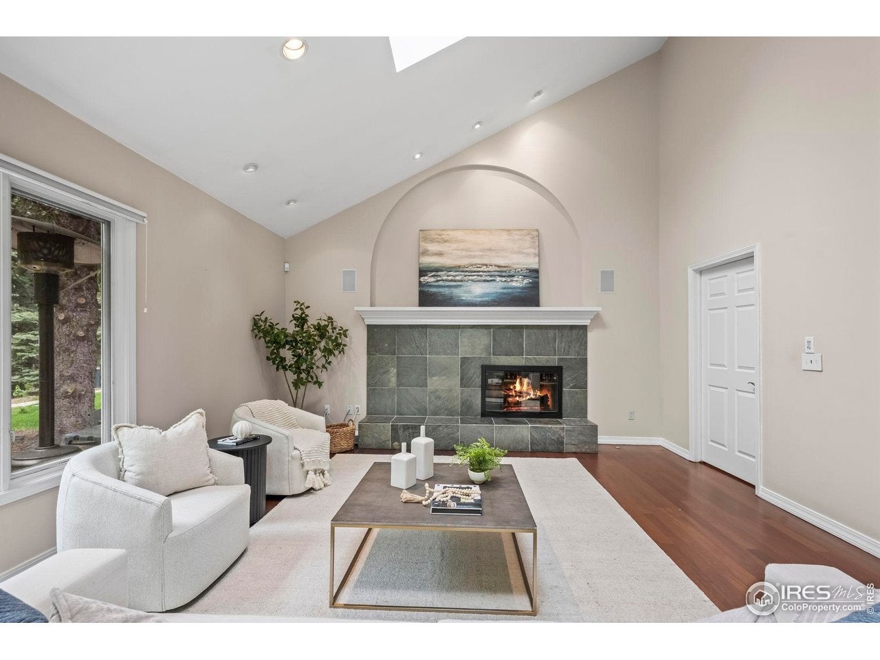 Boulder, Colorado, 80301, United States, 3 Bedrooms Bedrooms, ,4 BathroomsBathrooms,Residential,Active,1997580