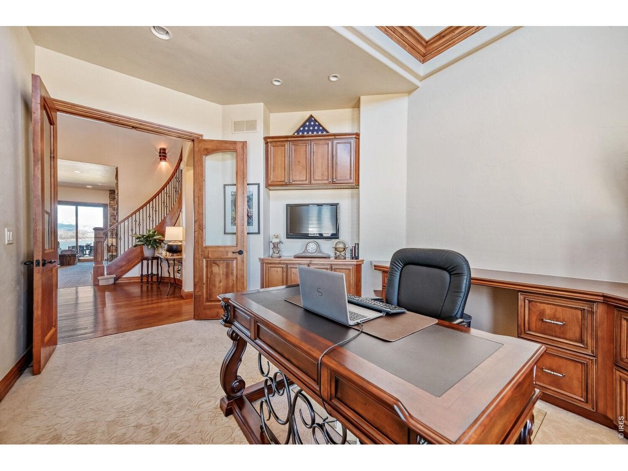Longmont, Colorado, 80504, United States, 4 Bedrooms Bedrooms, ,5 BathroomsBathrooms,Residential,Active,2033410
