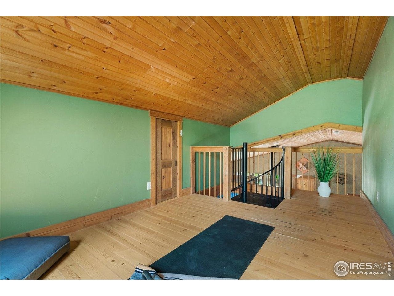 Loveland, Colorado, 80537, United States, 5 Bedrooms Bedrooms, ,2 BathroomsBathrooms,Residential,Active,1877833