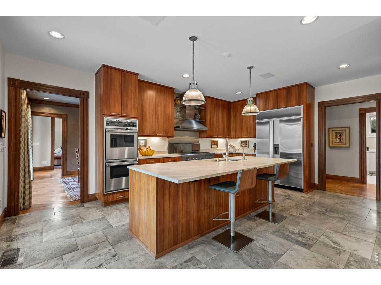 Niwot, Colorado, 80503, United States, 4 Bedrooms Bedrooms, ,7 BathroomsBathrooms,Residential,Active,2033402