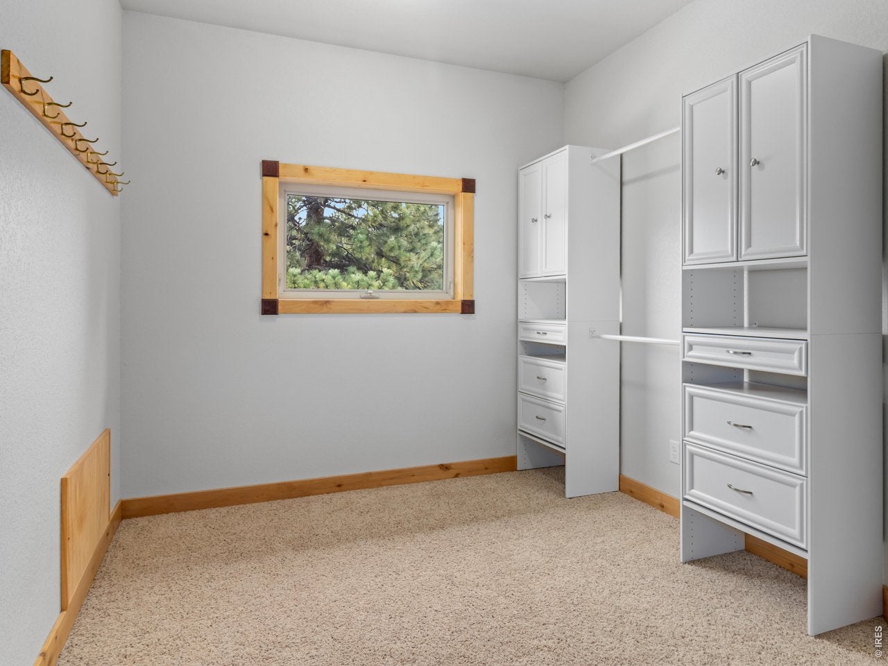 Estes Park, Colorado, 80517, United States, 5 Bedrooms Bedrooms, ,4 BathroomsBathrooms,Residential,Active,2043843