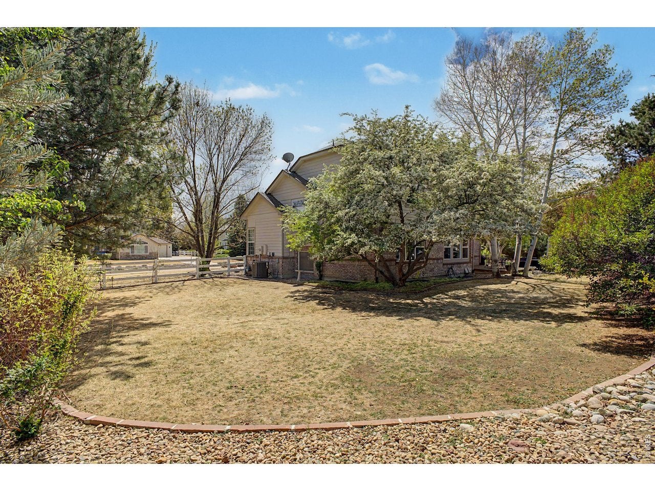 Longmont, Colorado, 80503, United States, 5 Bedrooms Bedrooms, ,5 BathroomsBathrooms,Residential,Active,2042652