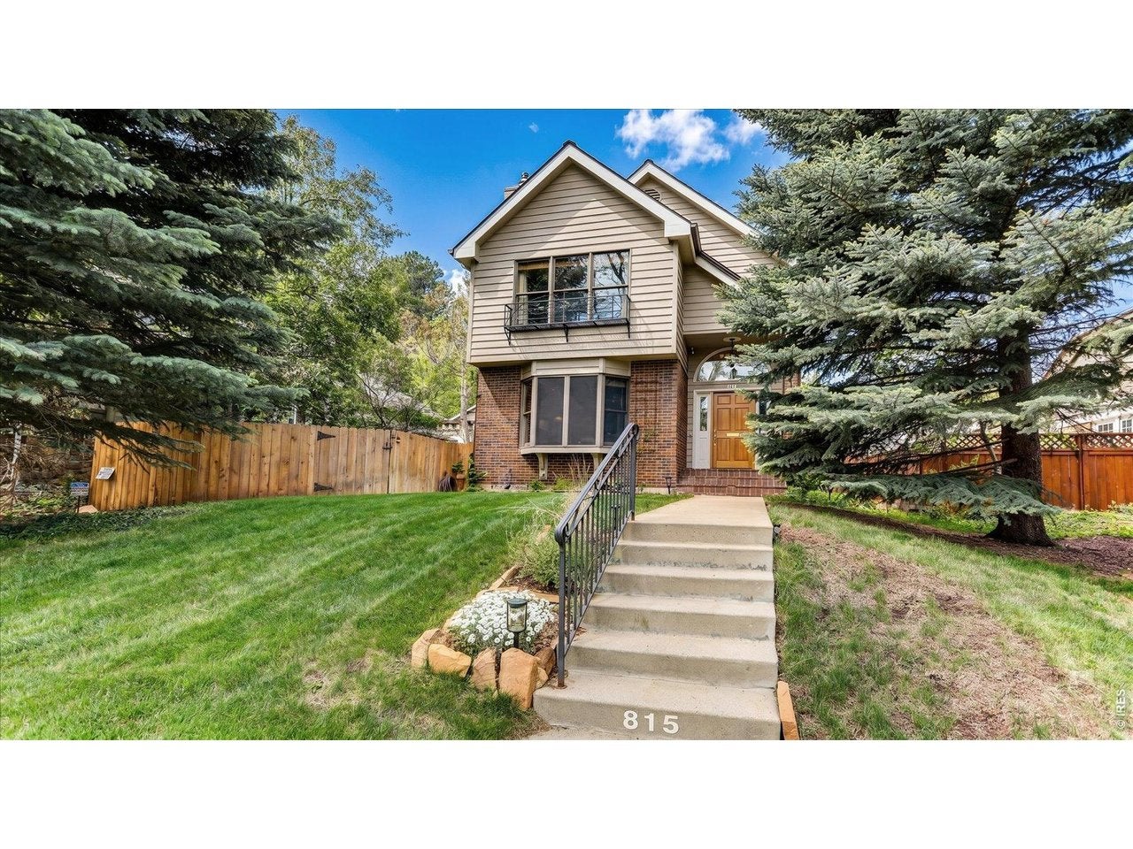 Boulder, Colorado, 80302, United States, 3 Bedrooms Bedrooms, ,4 BathroomsBathrooms,Residential,Active,2008343